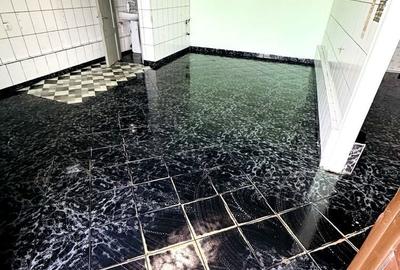 Spațiu comercial, de 50 mp, în Central - 1