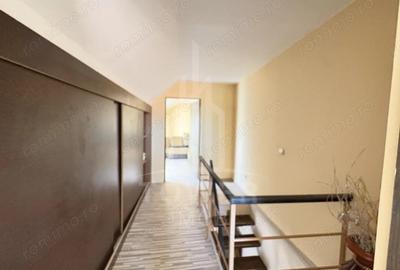 Apartament spa?ios la mansarda 90 mp utili, pre? excelent! Strada Negoveanu - 8