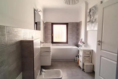 Casă cu 4 camere în Central - 12