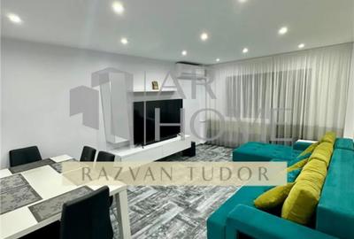 Apartament cu 4 camere decomandat în Central