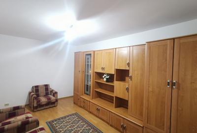 Apartament 2 camere zona Uvertura Mall etaj 1 - 3
