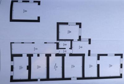 Casă cu 5 camere cu Canalizare în Buziașului - 1