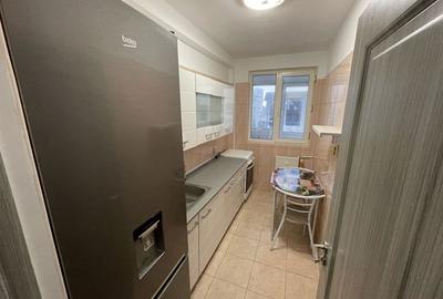 Apartament cu 2 camere semidecomandat în Crângași