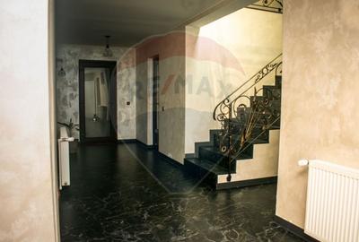 Casă / Vilă cu 5 camere de vânzare - 14