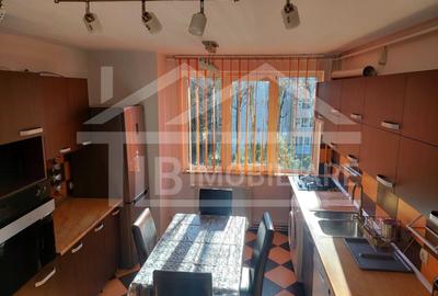 Apartament cu 2 camere decomandat în Tudor