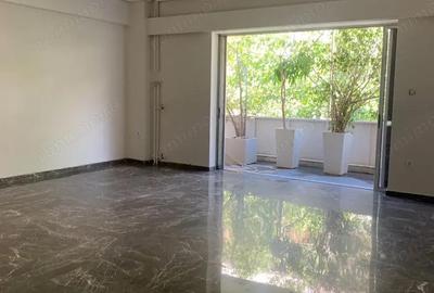 Spațiu comercial, de 80 mp, în Sebastian - 3