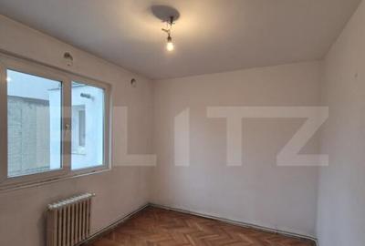 Apartament de vanzare, zona Dambu - 6