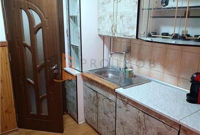 Apartament 2 camere cf.1 semidecomandat zona Brosteni - 6