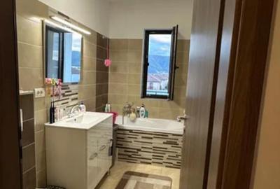 Apartament 3 camere, decomandat - zona Ghimbav - 5