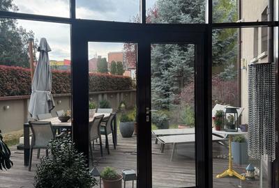 Casă cu 6 camere cu Teren 507 Mp în Central - 1