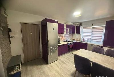 Proprietar-Vand apartament 3 camere decomandat - 4