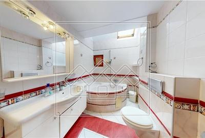 Casa de vanzare in Sibiu - individuala - 278 mp utili - - 23