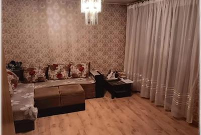 Apartament cu 2 camere decomandat, mobilat în Titan