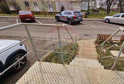 Spa?iu comercial - 2