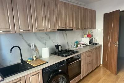 Apartament cu 2 camere decomandat în Zorilor