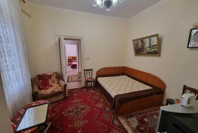 Casă cu 4 camere cu Teren 176 Mp în Tomis II - 12