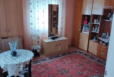 Casă cu 4 camere în Văleni-Dâmbovița - 4