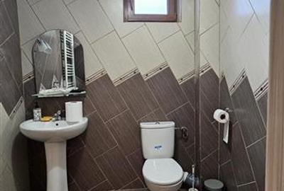 Casă individuală cu 3 camere cu Canalizare în Roșu - 35