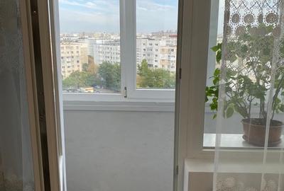 Calea Vitan - Apartament 2 camere , decomandat +loc parcare - 10