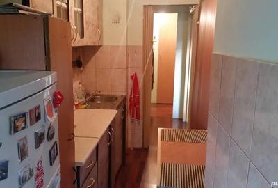 Inchiriez garsoniera cf 1 zona 9 Mai Domnisori Ploie?ti - 1