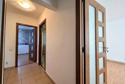 Apartament cu 3 camere decomandat în Ozana - 4