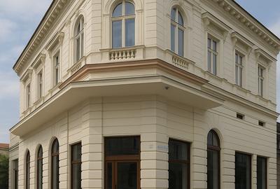 Clădire Istorică de 2400 mp la Kilometrul 0 - 5