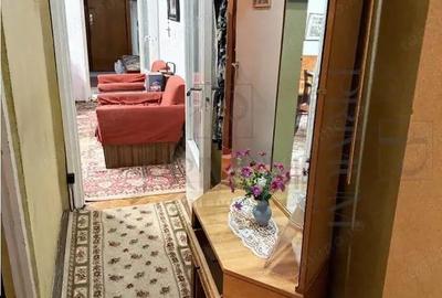 DACIA - ETAJ 2 - CENTRALA PRORPRIE - 3 CAMERE - BOXA - 5