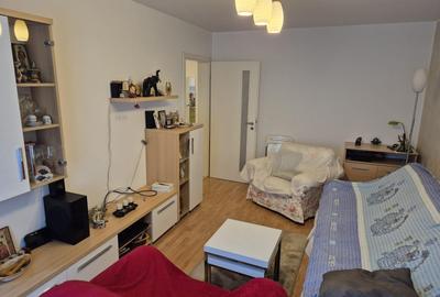 Apartament cu 3 camere decomandat în Titan - 21