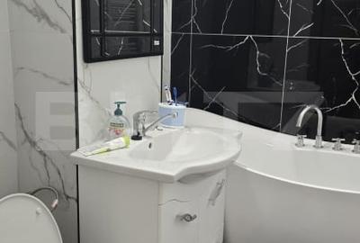 Apartament de vanzare, cu 4 camere, 78 mp, zona Micro17 - 9