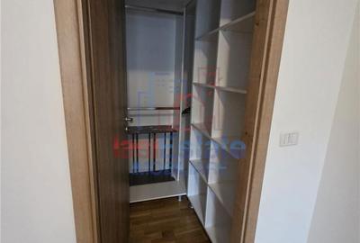 Apartament cu 3 camere în Valea Adâncă - 1