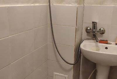 Garsonieră nedecomandată în Tractorul - 3