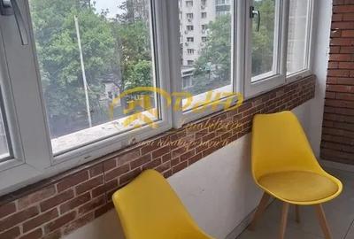 Apartament 3 camere decomandat Bulevarul Independentei - 8