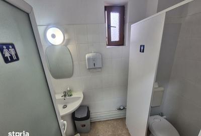 Casă cu 6 camere cu Teren 300 Mp în Central