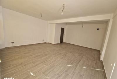 Spațiu comercial, de 30 mp, în Central - 9