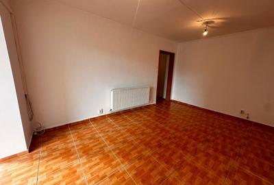 Inchiriez spatiu comercial zona Calea Bucuresti - 3