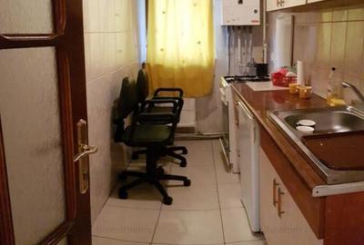 Garsoniera mobilata, cu CT, la parter, pe Republicii - Rodica - 4