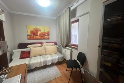 Centru apartament 3 camere renovat etajul 1 vedere stradala - 20