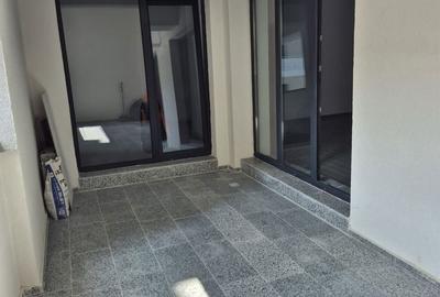 Apartament cu 3 camere decomandat în Titan - 3