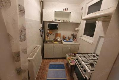 Apartament cu 2 camere decomandat în Vulcan - 8