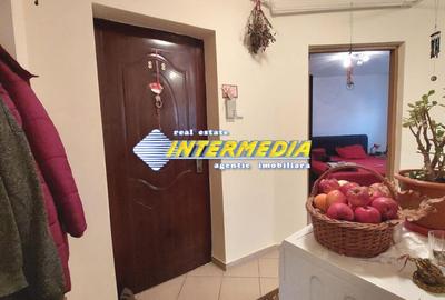 Garsonieră decomandată în Cetate - 1