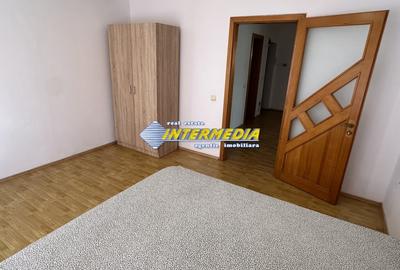 Apartament cu 3 camere decomandat, mobilat în Central - 4