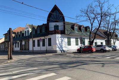 Casă cu 4 camere în Ultracentral - 2