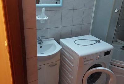 Garsonieră decomandată în Central - 2