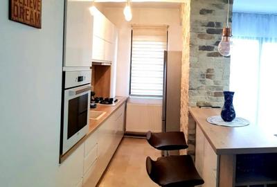 Apartament cu 3 camere semidecomandat în Decebal - 4