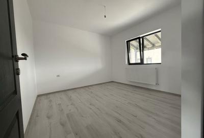 Casă cu 4 camere în Central - 5