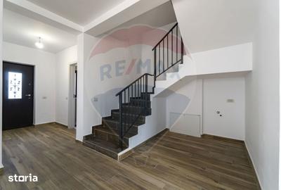 Casă cu 8 camere cu Teren 500 Mp în Hărmanului - 18
