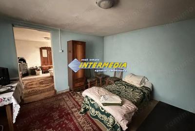 OKAZIE ! Casa cu Magazie 99 mp. Teren 570 mp. Alba Zona Arex toate utilitatile - 7