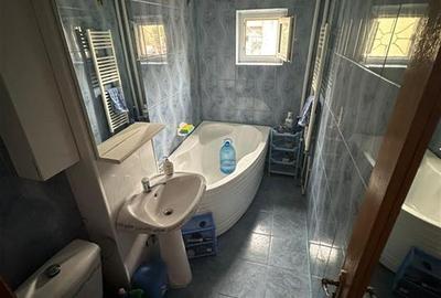 Apartament cu 3 camere decomandat, mobilat în Est - 13