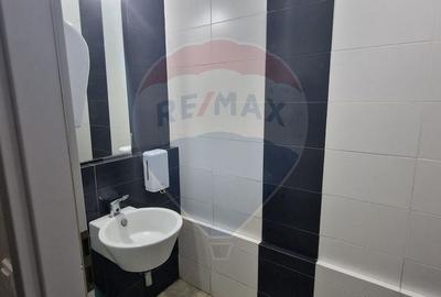 Birou, de 182 mp, în Central - 9