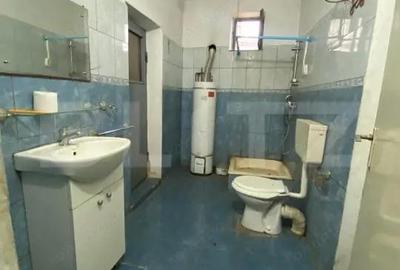 Casă cu 2 camere cu Teren 2400 Mp în Central - 6